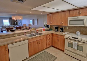 Edgewater 507 by RedAwning