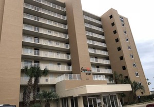 ☀️Edgewater West 34. stocked poolside storage room for beach chairs and toys! ⛱️