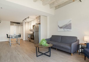 Experience Serenity in an Elegant Accommodation with a Heavenly Rooftop Haven 31