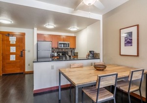 Fall Dates Available! Village Condo, in Lincoln House, with Mountain Views and Hot Tub Access!