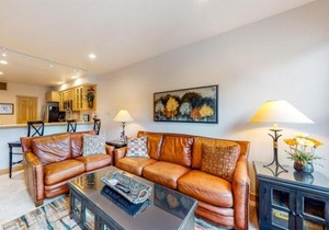 Family - Friendly 3 Bedroom In River Run Village With Mountain View