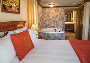 Family Friendly Resort With Indoor Water Park
