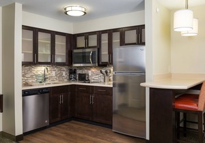 Free Breakfast Buffet. Pool & Gym Access. Near Colorado Convention Center.