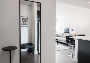 FRONTDESK 1 BR City Apt near STL Art Museum