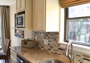 Fully Renovated Top-Floor Sea Pines Villa near Harbour Town in Lighthouse Tennis