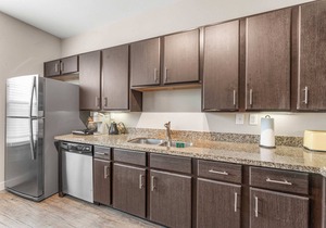 Fun SoCo 1BR King Suite w/GymPickleballLaundry