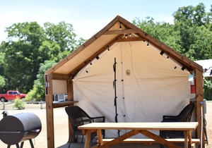 #G Son's Rio Cibolo - Glamping Cabin