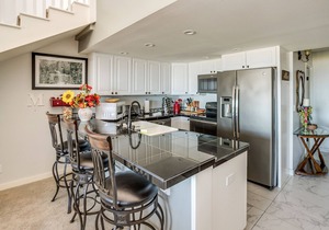 G744 2.5 Bedroom Top Floor, No cleaning fees
