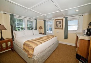 Georgianne Inn & Suites check in 212 Butler Ave