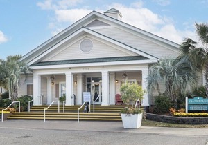 Glaring Harbour Lights, 2 Bedroom Villa