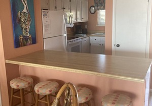 Gorgeous beachfront getaway! Come watch the dolphins!