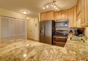 Gorgeous Ocean Views King 2 Queens close to ocean Bikes & Beach Gear Included