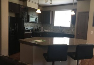 Gorgeous Pool View 3 Bedroom/2 Bath Condo in The