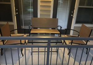 Gorgeous Pool View 3 Bedroom/2 Bath Condo in The