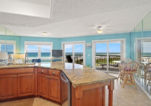 🌊 Gulf Front Condo — Gulf Strand Resort, St. Pete Beach