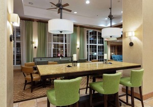 Hampton Inn & Suites-Austin Airport