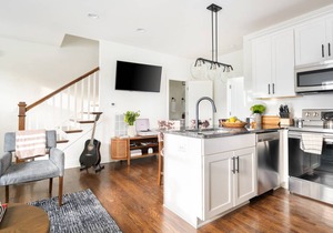 Hart Suite 3 by AvantStay Gorgeous Town House w/ Modern Amenities in Nashville!