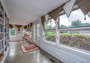 Historic Home in Downtown Franklin - Walk to ALL the Charm & Convenience