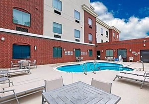 Holiday Inn Express & Suites Longview South I-20, an IHG Hotel