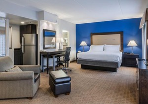 Holiday Inn Express Hotel and Suites Laurel