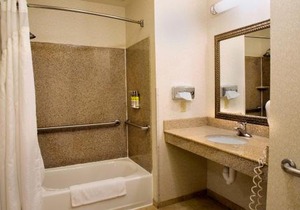 Holiday Inn Express Hotel & Suites Center by IHG
