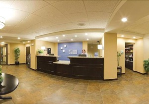 Holiday Inn Express & Suites Malone, an IHG Hotel