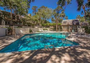 🔥HOT SUMMER DEAL🔥 16 Turtle Lane/1 MIN WALK to beach! 🏖️ Bright end unit! 🌞