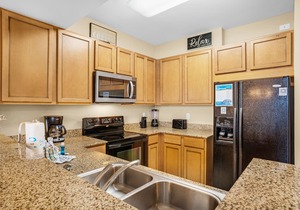 HUGE Lagoon Pool~Balcony~Palms Resort 2608 Jr 2BR