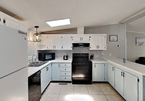 Island Vacation Home at Island Club - Sleeps 10 Comfortably -3 BR-2 BA-IC106