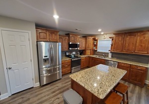 Jessica's Beaver Lake Bungalow-Short Walk to Boat Ramp and Shoreline!
