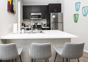 Kasa The Comma | Inviting 1BD in the Heart of Denver
