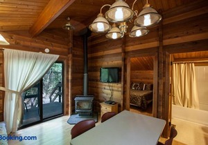 Lake Texoma Camping Resort Cabin 17