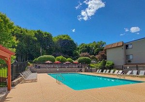 Lake Winni 2BR Condo/Hiking/Pool/Tennis