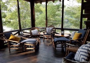 Lakefront Adirondack Log Cabin