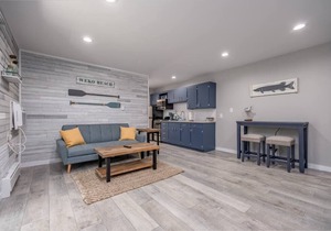 Lakeside Serenity: 1BD Villa with Private Deck