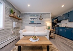 Lakeside Serenity: One-Bedroom Villa