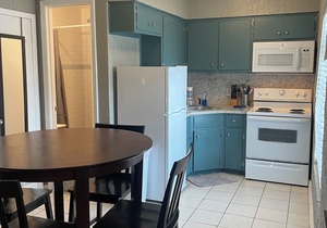 LakeTravis Bungalow 3: Free waterpark, low cleaning fee
