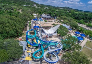LakeTravis Bungalow 5: Free waterpark & Low clean fee