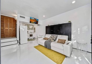 Las Olas Hammocks Unit 3 By PMI