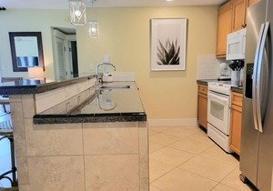 Lasata 3401 ~ "Coconut Cottage" is your next favorite place to stay!