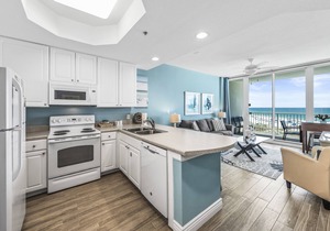 Lighthouse 317 - Beachfront with views!
