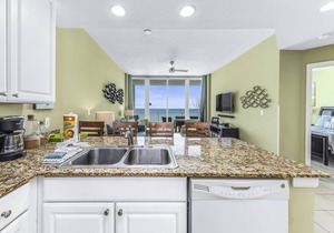 Lighthouse 803 - Beachfront with views!