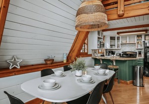 Little Green Cabin ~ A-Frame Dreams! Monster View! Arcade HotTub Gatlinburg Ober