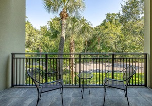 Located near St. Simons Island Pier, Restaurants, Lighthouse and Oceanfront Neptune Park
