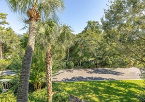 Located near St. Simons Island Pier, Restaurants, Lighthouse and Oceanfront Neptune Park
