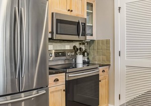 Lockout Style Unit ~ In Gated Resort ~ Private Balcony ~ Family Friendly