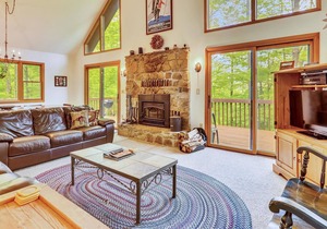 Lovely mountain home provides comfort for every creature. Red Fox Run!!