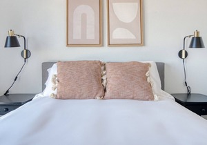Luxe Five Points 2BR w/ Roof Deck & Gym, walk to RiNo bars, by Blueground