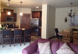 Luxurious Condo Home - Great Mountain Get-Away