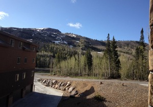 Luxurious Condo Home - Great Mountain Get-Away